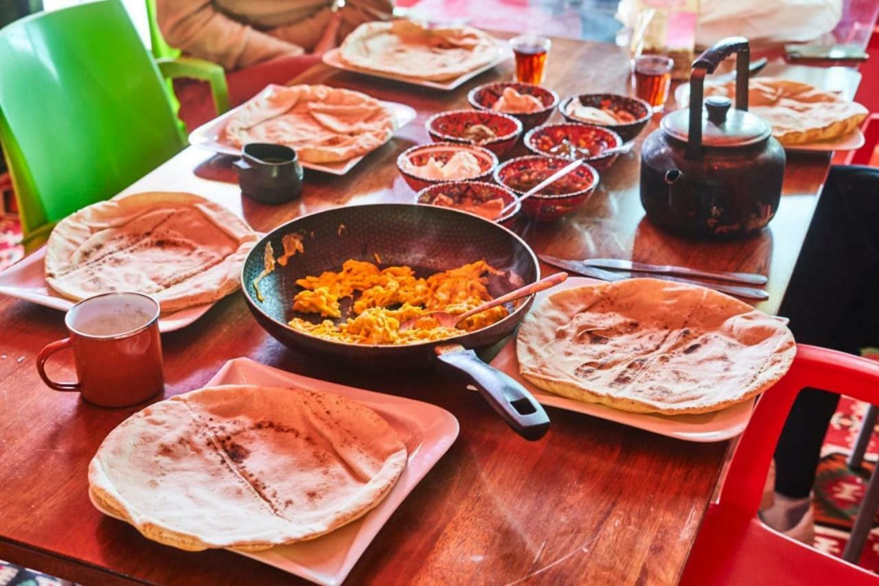 Bedouin Pink Ecohouse Bed & Breakfast Wadi Musa Luaran gambar