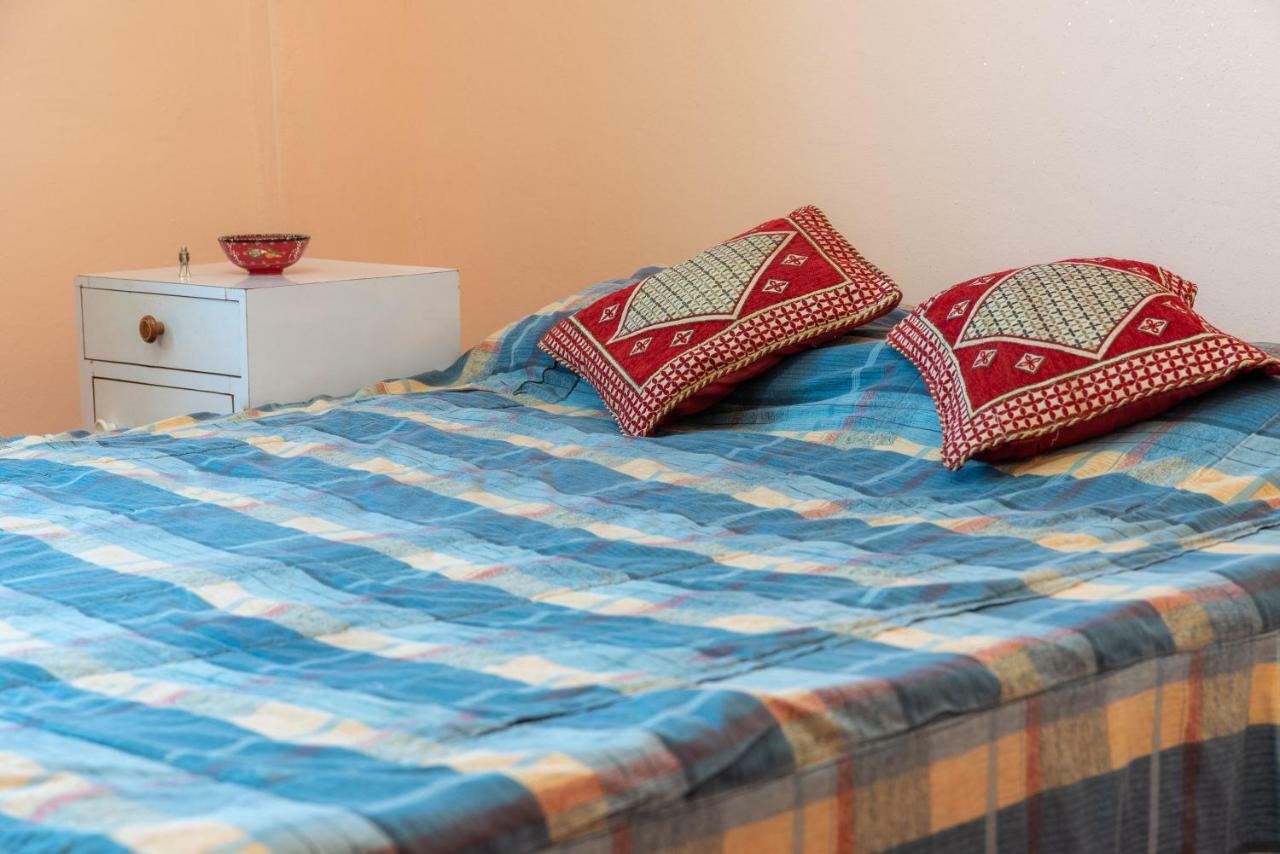 Bedouin Pink Ecohouse Bed & Breakfast Wadi Musa Luaran gambar