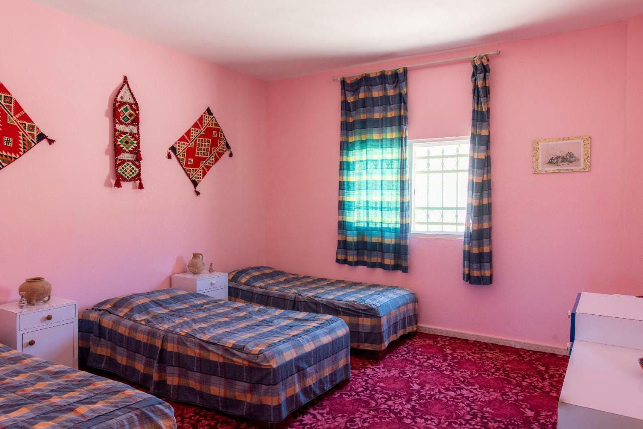 Bedouin Pink Ecohouse Bed & Breakfast Wadi Musa Luaran gambar