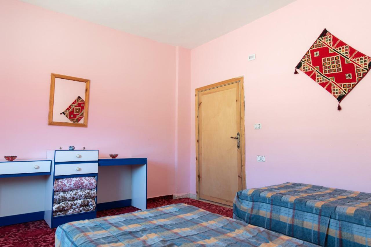 Bedouin Pink Ecohouse Bed & Breakfast Wadi Musa Luaran gambar